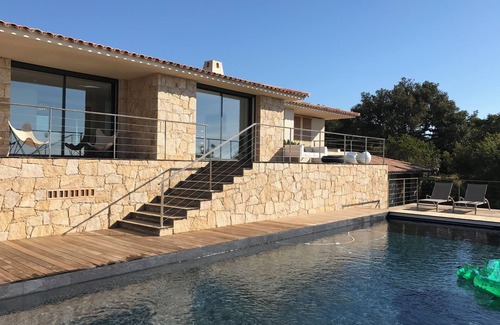Pinarellu Villa | Contemporary 5-bedroom villa with magnificent sea view of the Genoese tower.