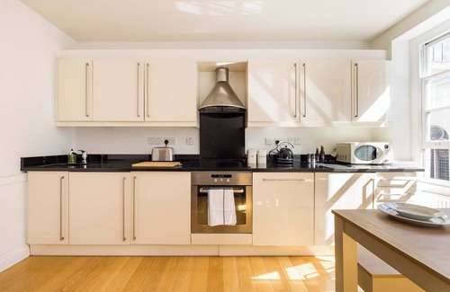 Bloomsbury Apartment | Contemporary Apartment in Central Bloomsbury