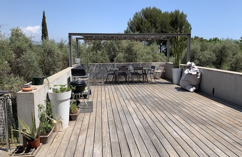 Ollioules House | Contemporary architect house with swimming pool less than 5kms from the beach