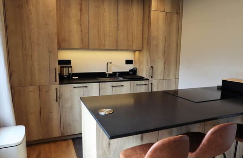 Beaufort Ski Chalet | Contemporary chalet for 8, 4 bedrooms, mountain views, parking, near village