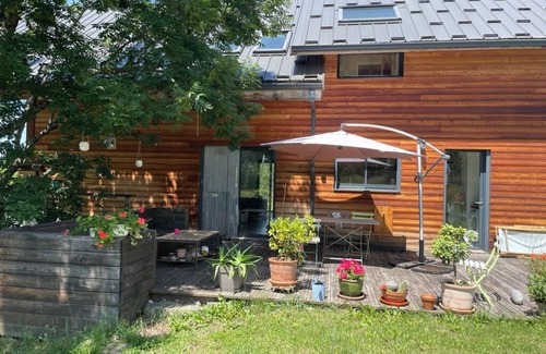 Puy-Saint-Eusebe Ski Chalet | Contemporary chalet on the heights of Lake Serre-ponçon