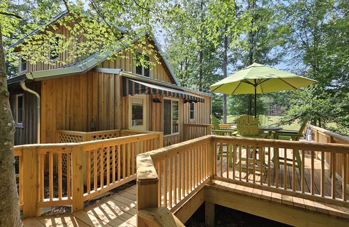 Springville Cabin | Contemporary Chef's Cellar & Portside + Fishing & Hiking Trails