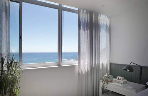 Clifton Apartment | Contemporary Clifton Apartment - Number 5104