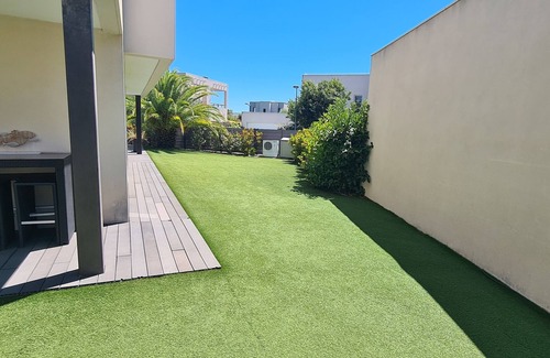 Sete Villa | Contemporary comfortable villa luxury oceanfront residential Villeroy