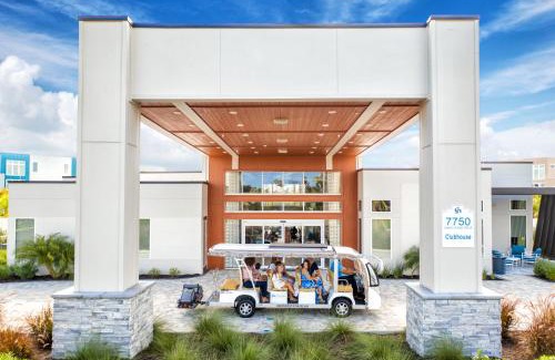 Reunion Apartment | Contemporary Condo Near Disney With Resort & Waterpark Access - B18-131