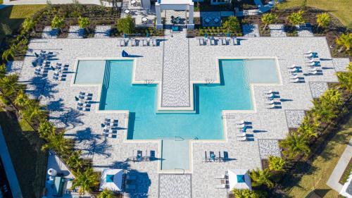 Reunion Apartment | Contemporary Condo Near Disney With Resort & Waterpark Access - B18-131