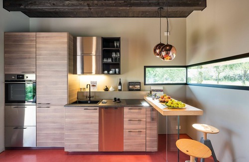 Viagrande House | Contemporary design Tiny House in dreamy garden