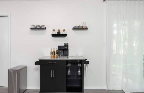 Hidden Valley House | Contemporary Getaway DT UNC