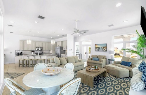 Pensacola Beach House | Contemporary Gulf Front Home with Privacy and Solitude-Perfect for Families