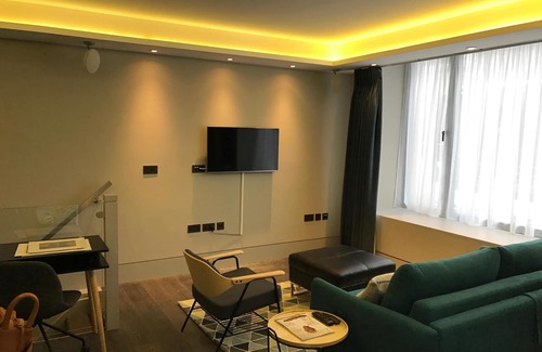 Holborn and Covent Garden Apartment | Contemporary home in the Heart of London ❤