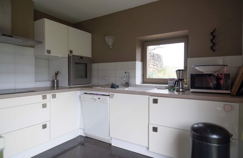 Faugeres House | Contemporary house with all comforts, far from the crowds but close to everything. Unobstructed view