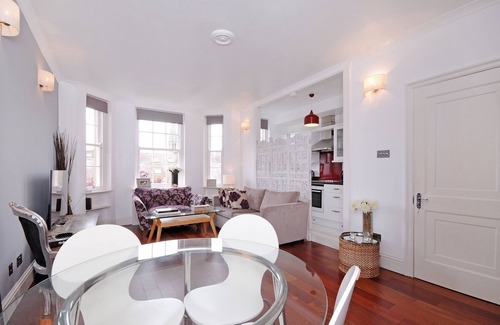 Lancaster Gate Apartment | Contemporary living 50 metres away from Hyde Park II