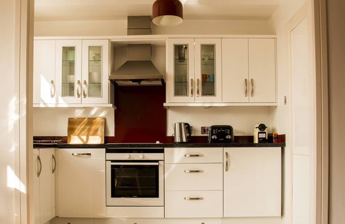 Lancaster Gate Apartment | Contemporary living 50 metres away from Hyde Park II