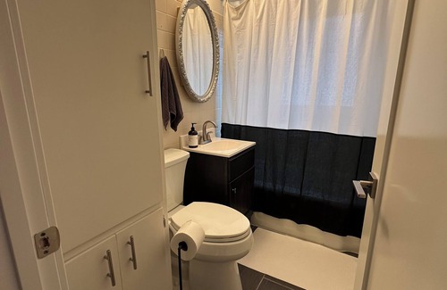 West Allis House | Contemporary Milwaukee 2BR Home with All Comforts and Prime Location