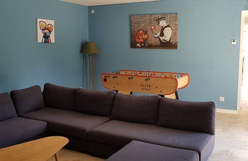 Chateaurenard Other | Contemporary Provencal farmhouse near Avignon and St Rémy de Provence, Alpilles