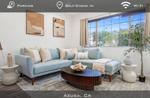 Azusa House | Contemporary Retreat of Azusa-Sleeps 8