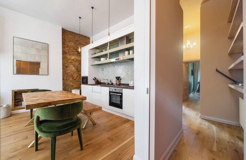 Addison Apartment | Contemporary Spacious Luxury West London Flat