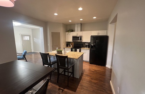 Meridian House | Contemporary Townhome close to shopping and dining.