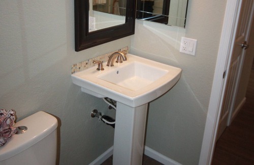 San Juan Capistrano House | Contemporary 2 Bedroom 2 Bath Home