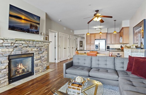 Sandpoint Condo | Contemporary, Views Yr Round- Seasons at Sandpoint