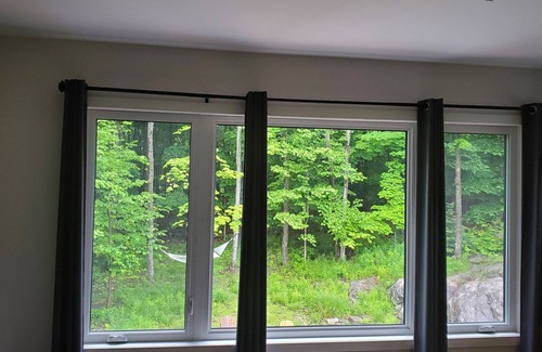 Huntsville House | Contemporary Villa Nordica, close to downtown/Beach/Free Provincial Park Pass