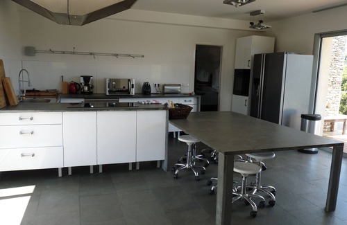 Gurgazu Villa | Contemporary villa seafront in the heart of nature