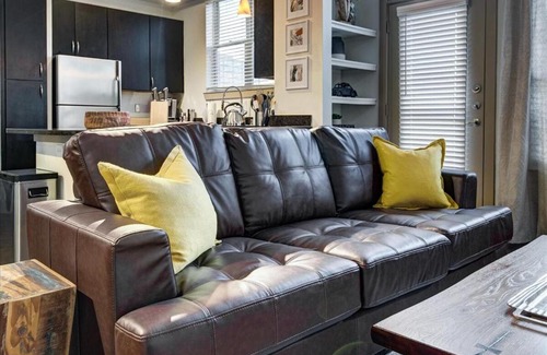 Deep Ellum Apartment | Continuum Homes - Dallas