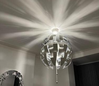 Harehills House | Contractors, Groups 4xBedRooms 5xDouble Beds, Close to City free parking sleeps x 10 WiFi ,Netflix,LGI Check Reviwz