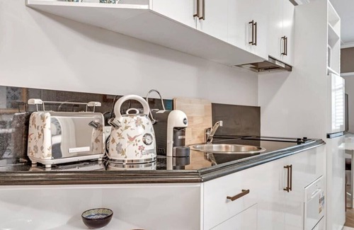 Brisbane Central Business District Apartment | Convenience and comfort 1BR Apartment Walk To Queen St Mall
