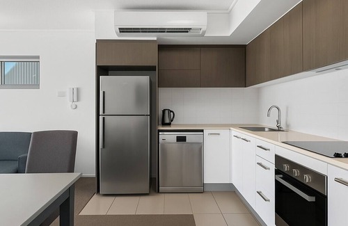 Townsville Apartment | Convenience, Comfort & Style