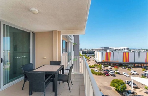 Townsville Apartment | Convenience, Comfort & Style