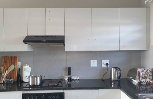 Burgundy Estate Apartment | Convenient 2 Bed, 2 Bath Getaway in Burgundy Estate