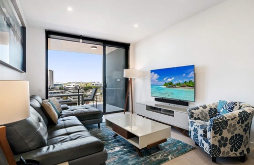 Toowong Apartment | Convenient 2-Bed Apartment