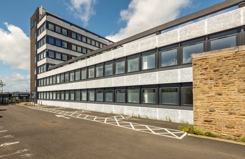Yeadon Apartment | Convenient 2 Bedroom Apartment in Yeadon