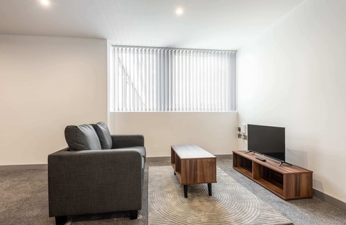 Yeadon Apartment | Convenient 2 Bedroom Apartment in Yeadon