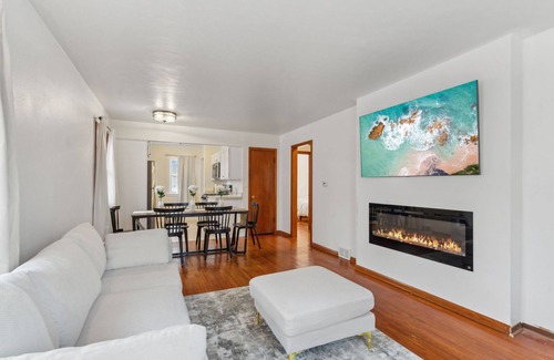 Thomas - Dale House | Convenient 3-BR Stay to Como Zoo & MN State Fair
