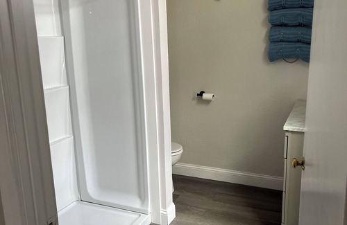 Bangor House | Convenient Brewer Location with River Views