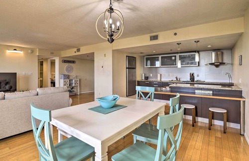 Clearwater Condo | Convenient Clearwater Condo < 4 Mi to Beach!