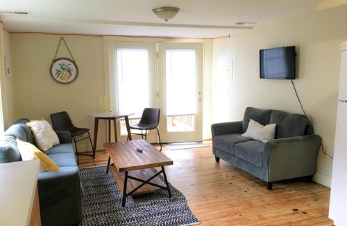 Waynesboro Apartment | Convenient downtown location Urban Oasis Near Hiking, Wineries, Breweries