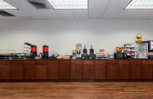 Tallahassee House | Convenient Florida Location! 4 Modern Units, Pool, Parking