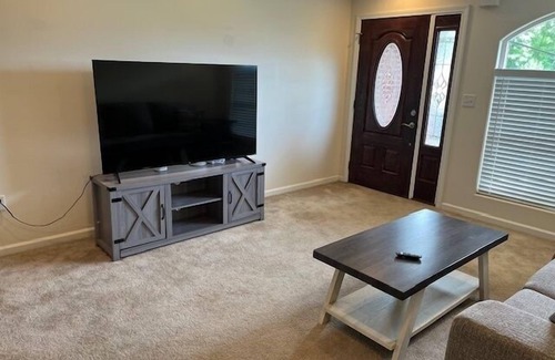 Marion Condo | Convenient Golf Course Condo!
