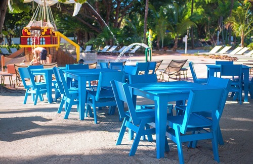 Marathon Hotel | Convenient Location! Outdoor Pool Access, Full Kitchen! Near Beach!