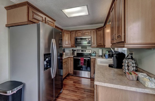 Rapid City House | Convenient Location Family-Friendly Locally Owned!