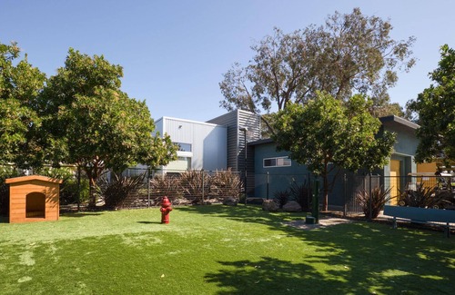 East San Mateo Apartment | Convenient, Pet-Friendly 1BR in San Mateo w/ Pool