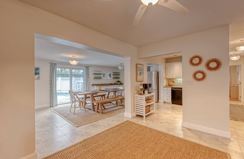 Pompano Isles House | Convenient Pompano Beach House-private HEATED pool & backyard oasis