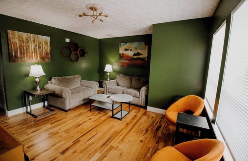 Columbia Apartment | Convenient Riverside Retreat!