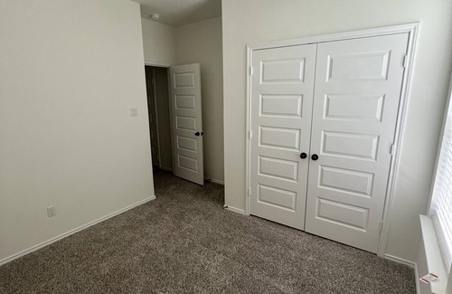Georgetown House | Convenient stay for techies close to theme park and freeway