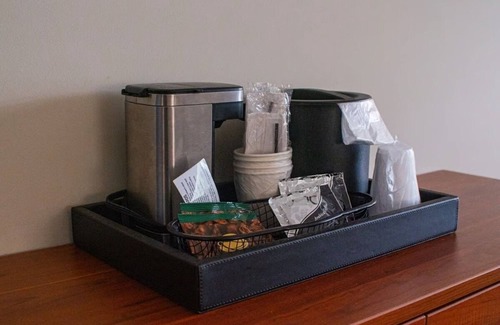 Ocala Apartment | Convenient Stay, Superb Location, Free Breakfast, Pets Allowed, Free Parking