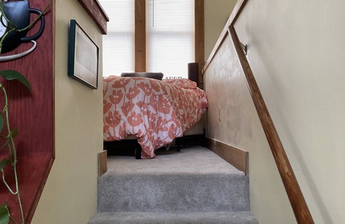 Westside Cottage | Convenient to Downtown, Brews, Shopping and Food!