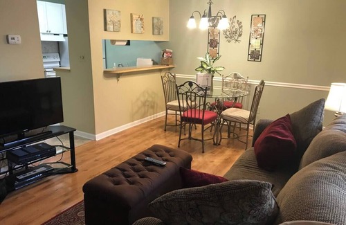 Downtown Condo | Convenient to Duke Hosp/Univ & Walkable to DT